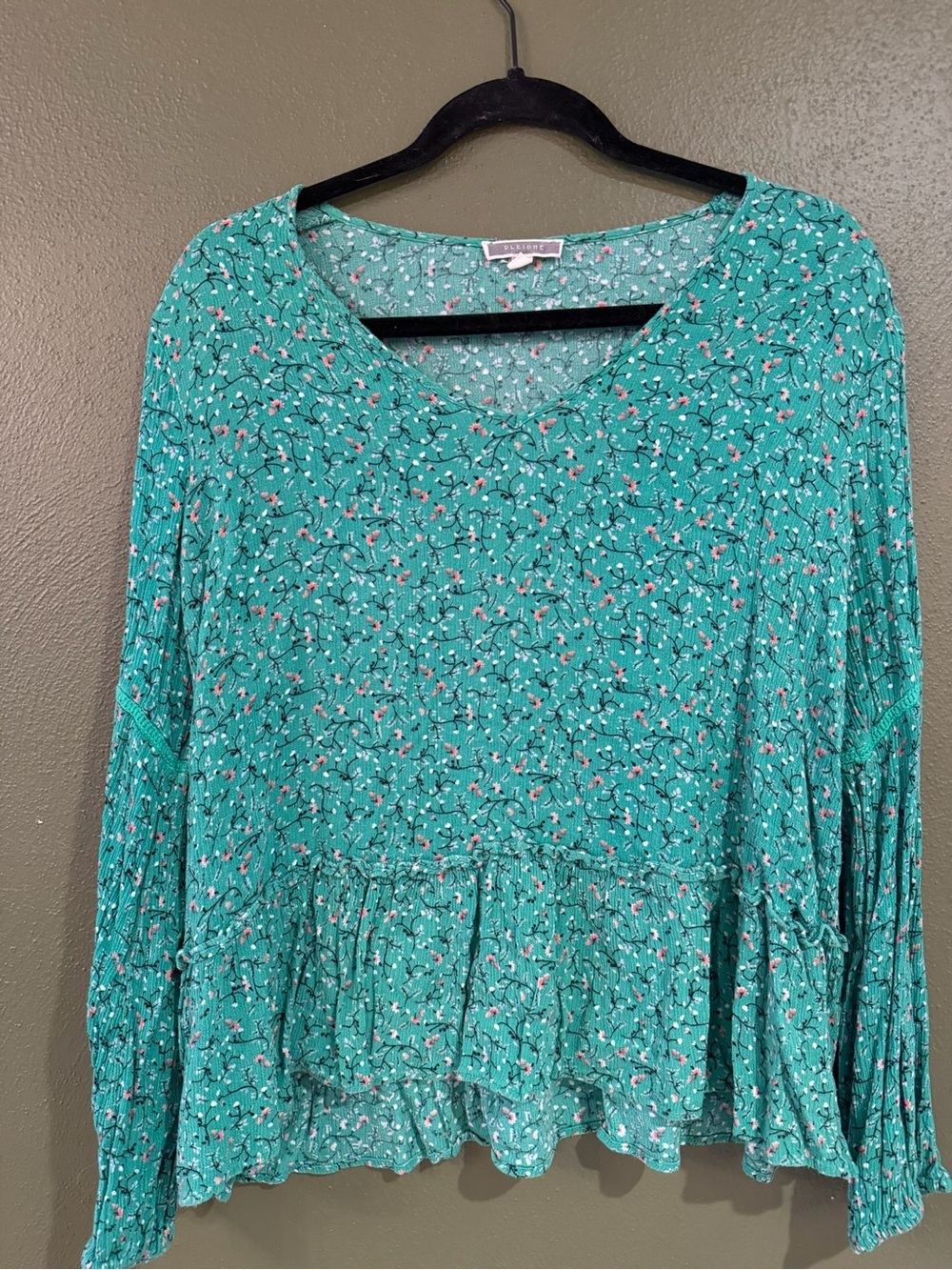 Pleione Green Floral Ruffle-Hem Tunic